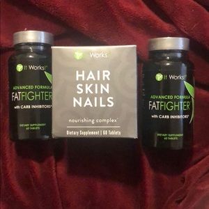 ✨It Works Fat Fighters and Hair Skin Nails set✨